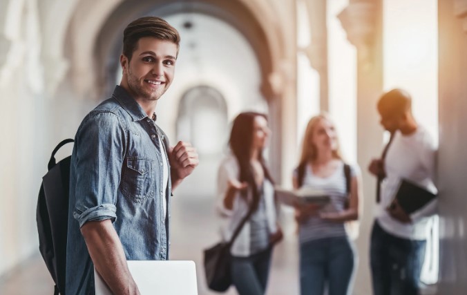 Juventude e Escolha Profissional: Como Lidar com Desafios e Pressões