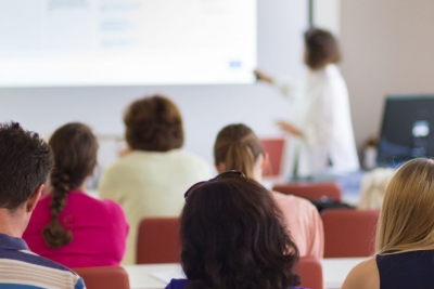 Por que o Ensino Superior Ainda é a Melhor Escolha para os Jovens Nem Nem? 