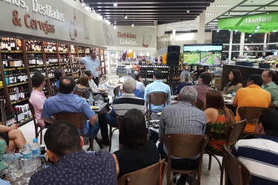 RM reforça exportação de vinhos do Uruguai